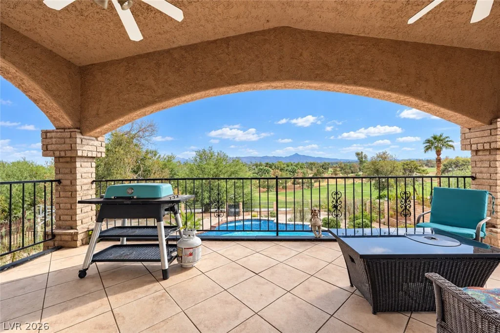 2817 La Mesa, Henderson, NV 89014