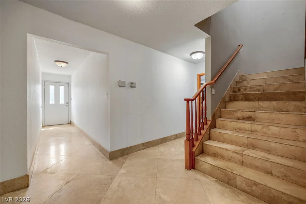2817 La Mesa, Henderson, NV 89014