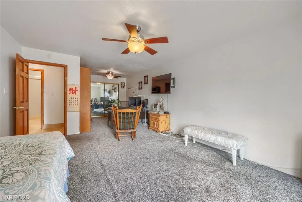 2817 La Mesa, Henderson, NV 89014