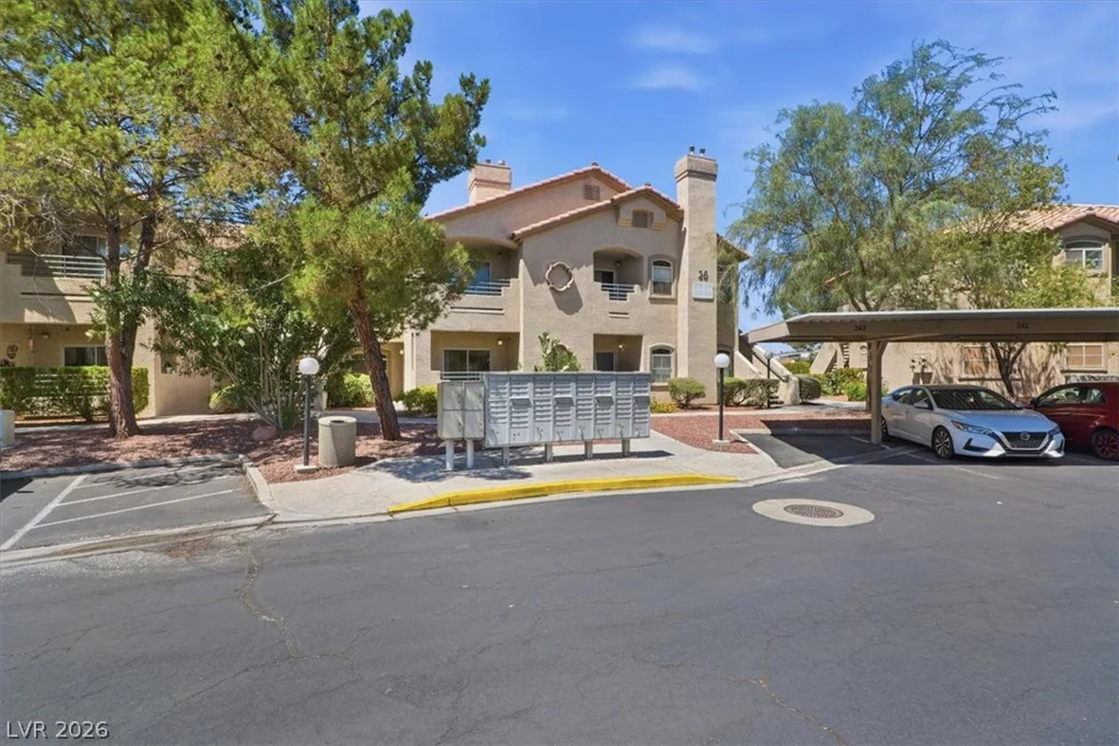 5415 Harmon, Las Vegas, NV 89103