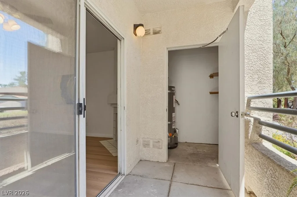 5415 Harmon, Las Vegas, NV 89103