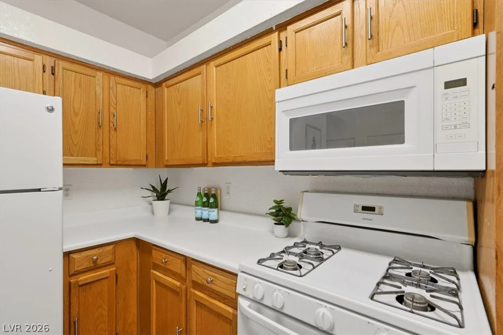 5415 Harmon, Las Vegas, NV 89103