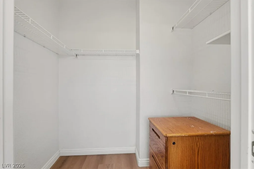 5415 Harmon, Las Vegas, NV 89103