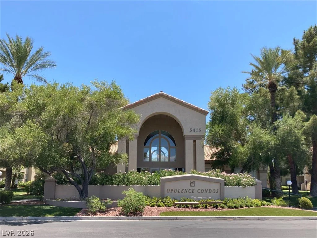 5415 Harmon, Las Vegas, NV 89103