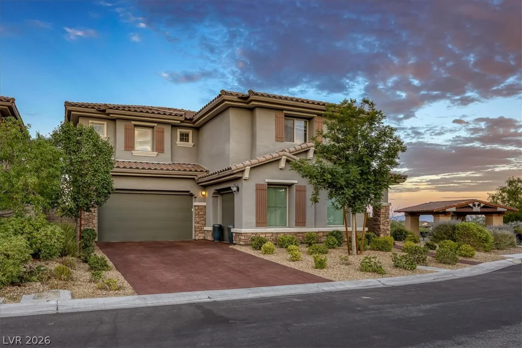 320 Highspring, Las Vegas, NV 89138