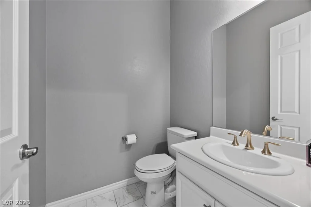 320 Highspring, Las Vegas, NV 89138