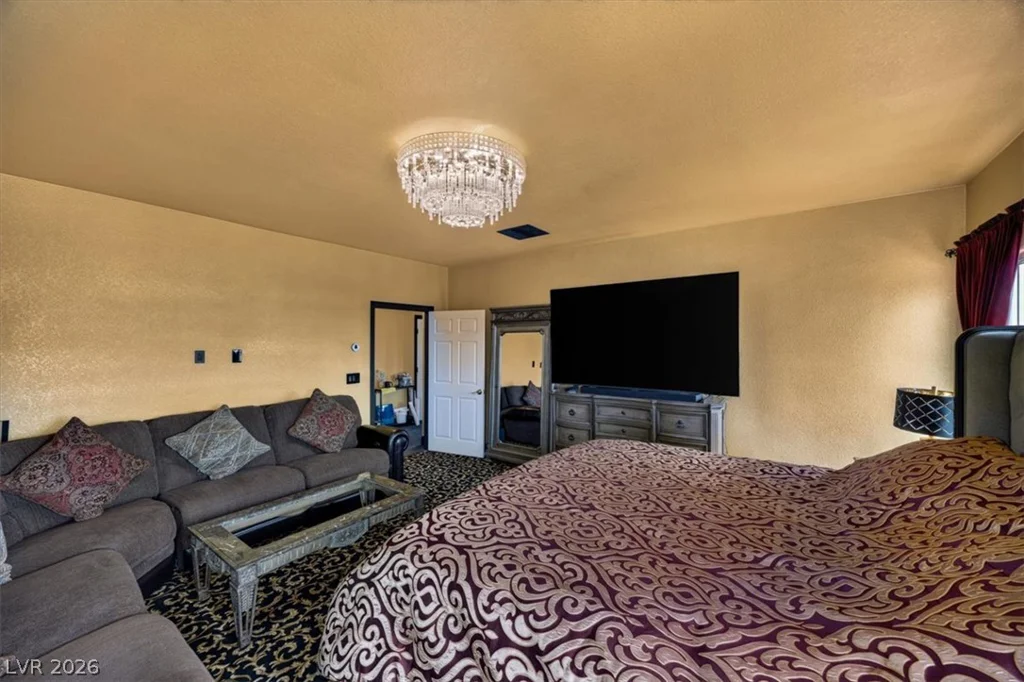 320 Highspring, Las Vegas, NV 89138