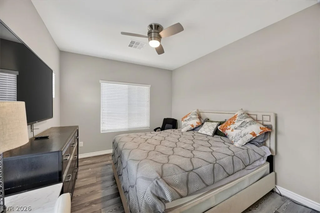 320 Highspring, Las Vegas, NV 89138
