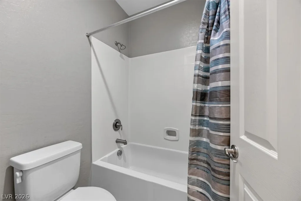 320 Highspring, Las Vegas, NV 89138