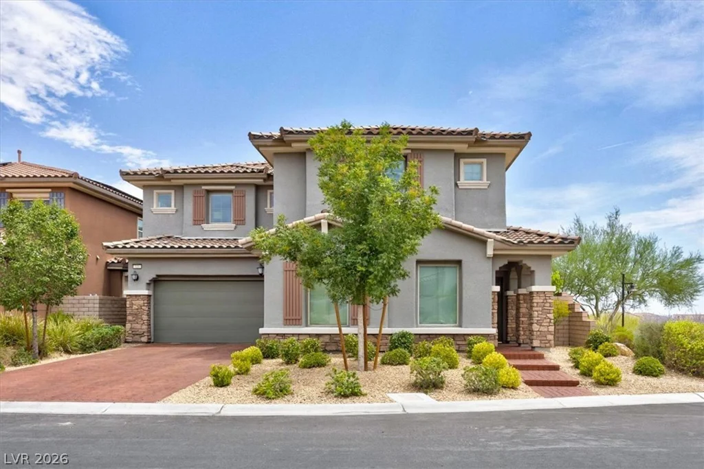 320 Highspring, Las Vegas, NV 89138