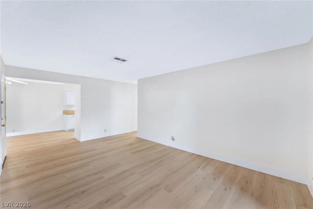 3151 Soaring Gulls, Las Vegas, NV 89128