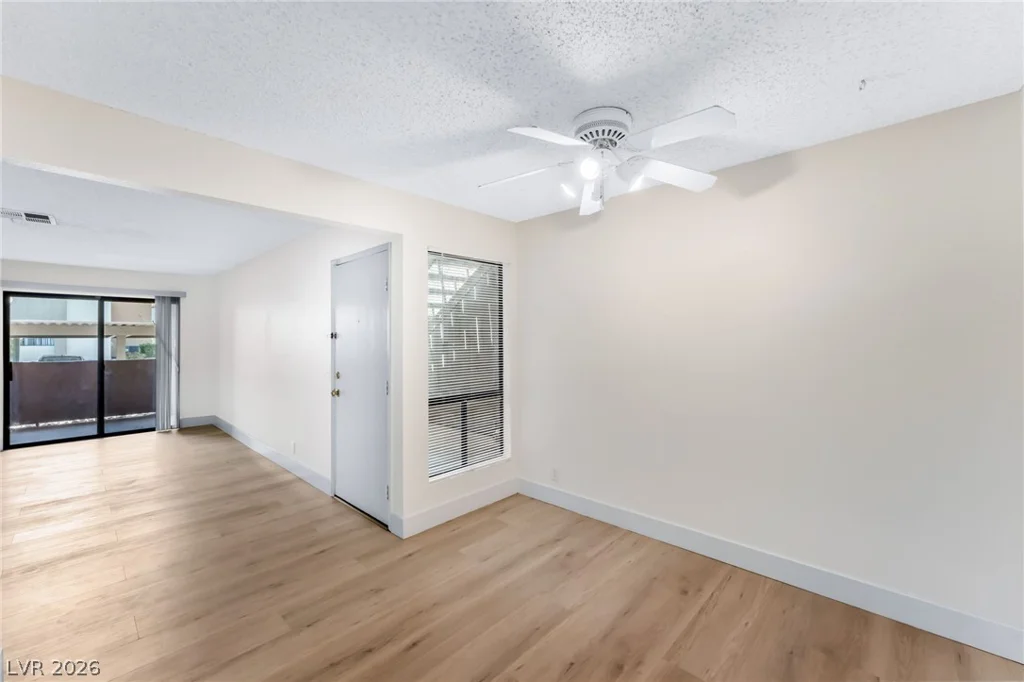 3151 Soaring Gulls, Las Vegas, NV 89128