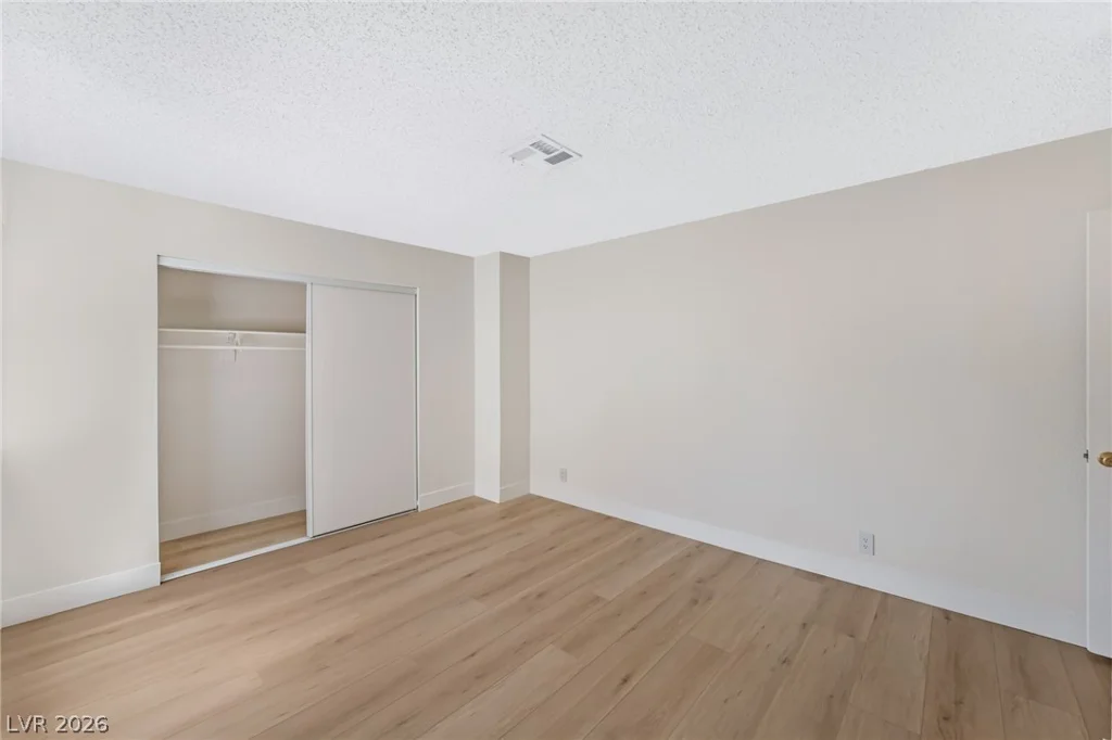 3151 Soaring Gulls, Las Vegas, NV 89128