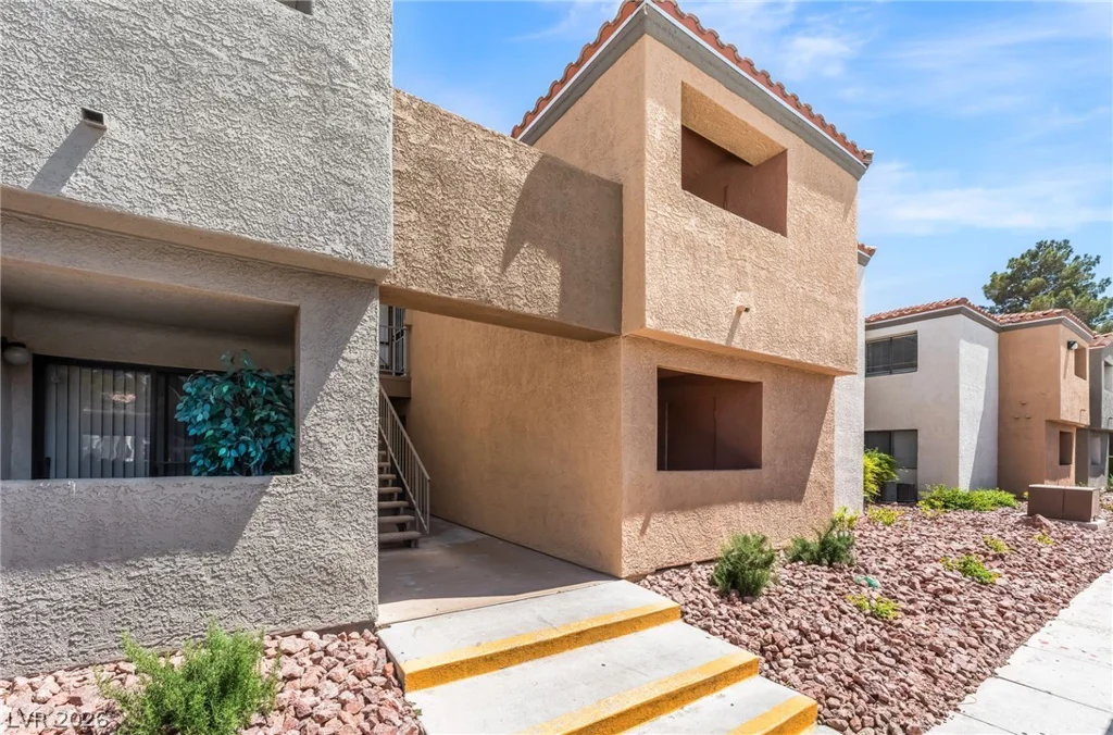 3151 Soaring Gulls, Las Vegas, NV 89128