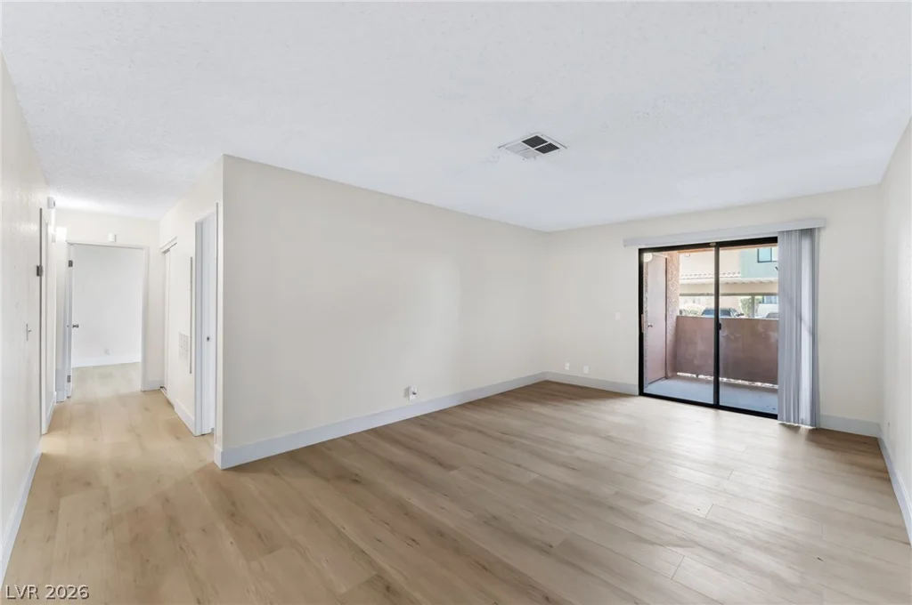 3151 Soaring Gulls, Las Vegas, NV 89128