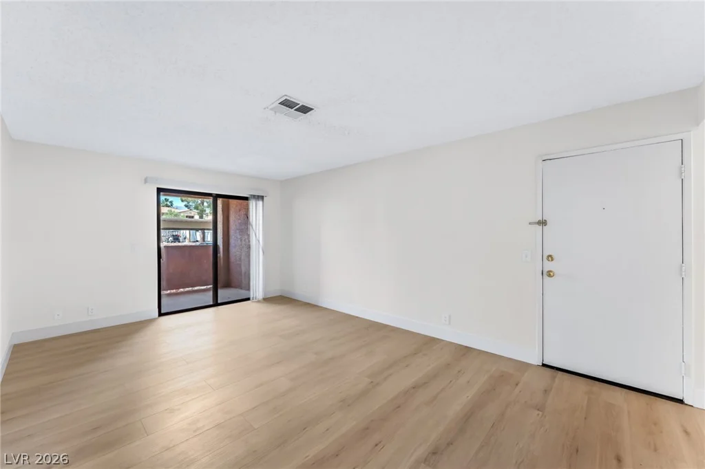 3151 Soaring Gulls, Las Vegas, NV 89128