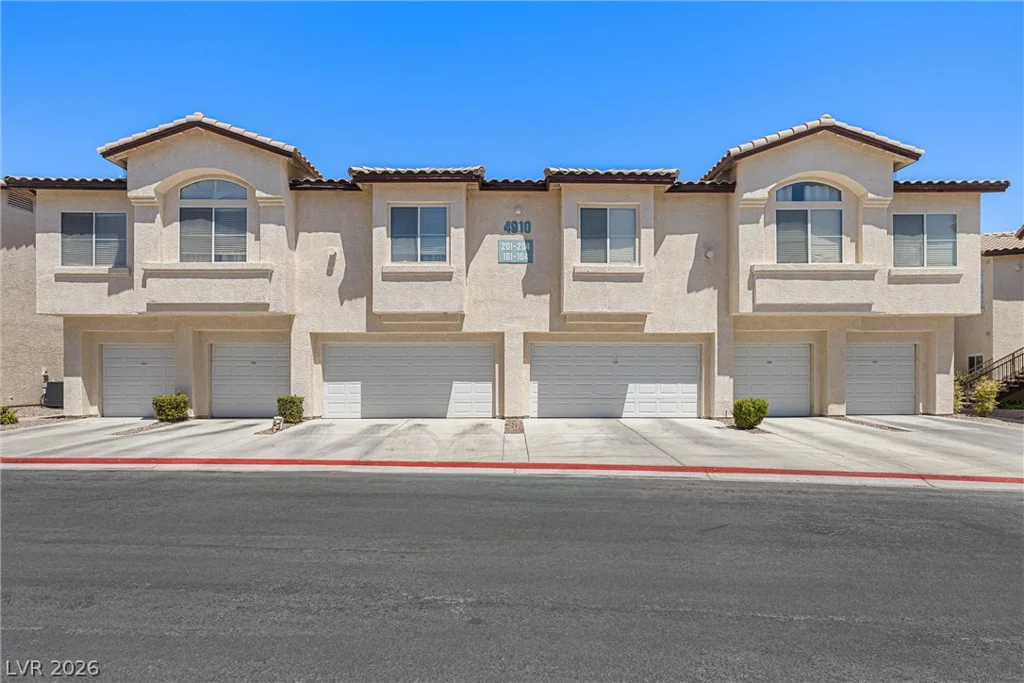 4910 Black Bear, Las Vegas, NV 89149