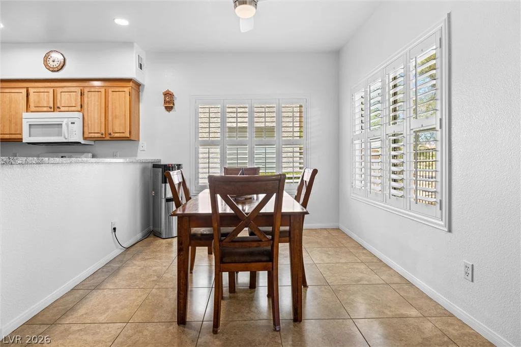 4910 Black Bear, Las Vegas, NV 89149