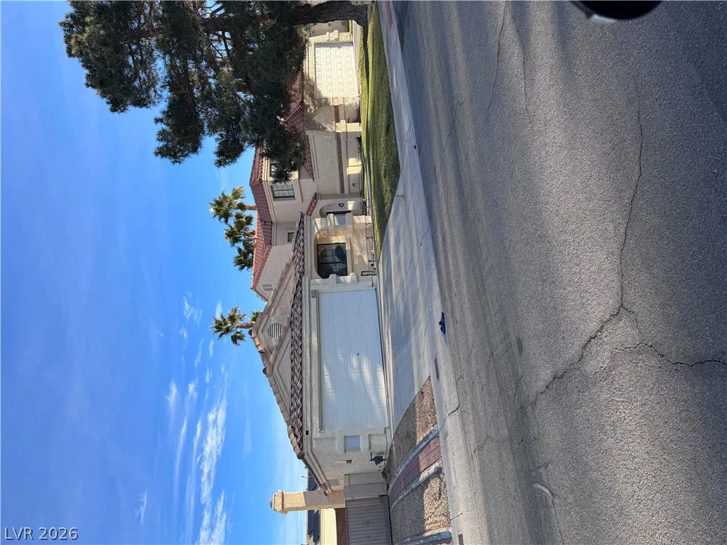 2044 Waverly, Henderson, NV 89014