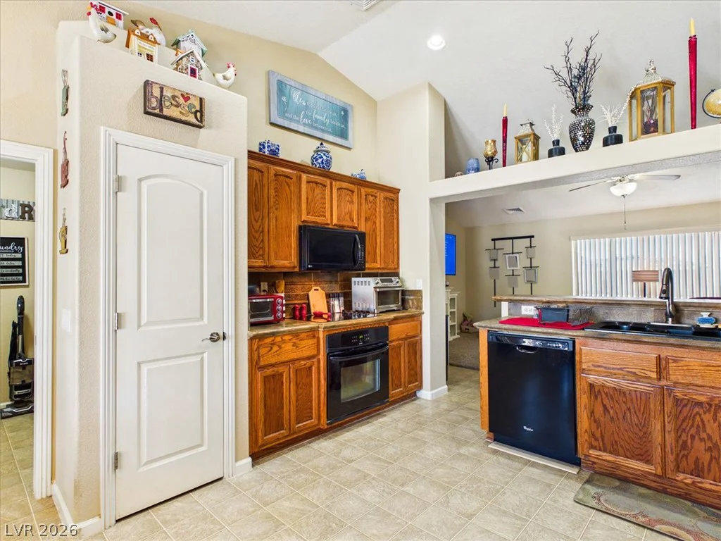 5141 Chasemoor, Pahrump, NV 89061