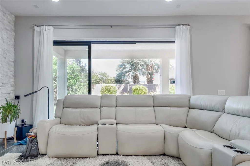 5796 Yellow Ridge, Las Vegas, NV 89131