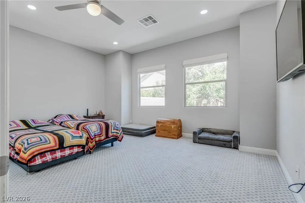 5796 Yellow Ridge, Las Vegas, NV 89131
