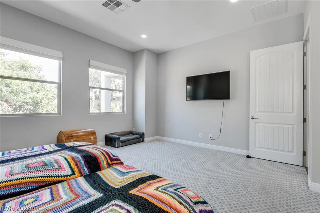 5796 Yellow Ridge, Las Vegas, NV 89131