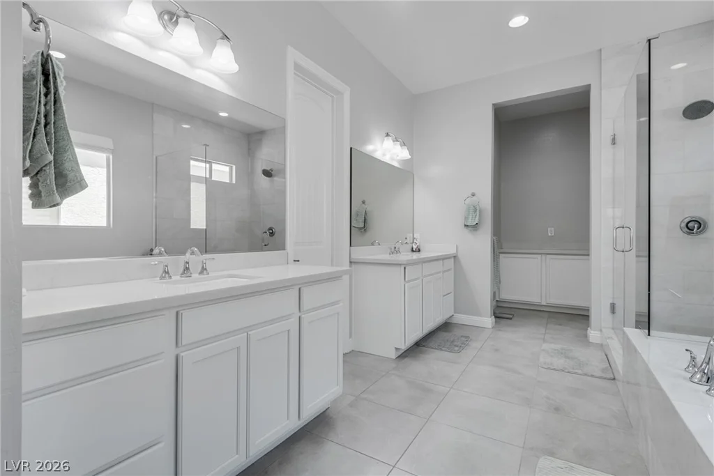 5796 Yellow Ridge, Las Vegas, NV 89131