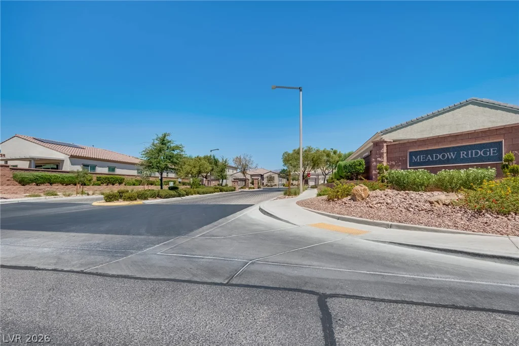 5796 Yellow Ridge, Las Vegas, NV 89131