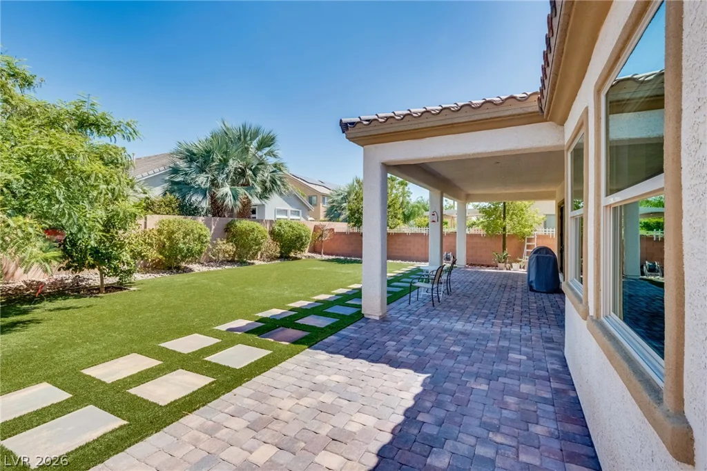 5796 Yellow Ridge, Las Vegas, NV 89131
