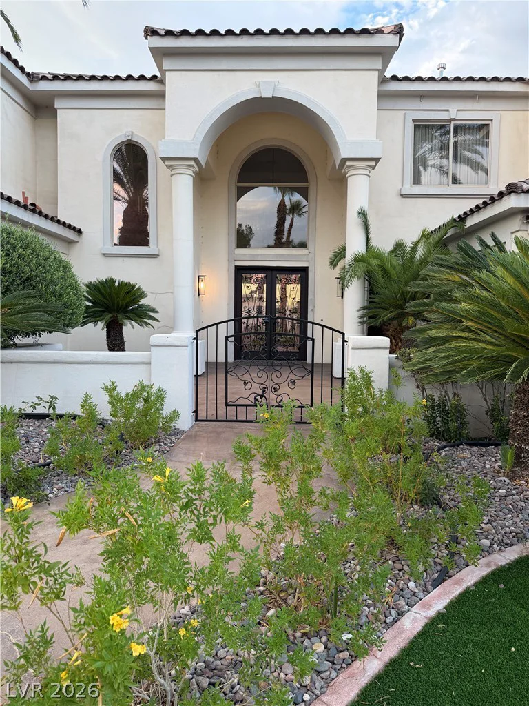 8604 Titleist, Las Vegas, NV 89117