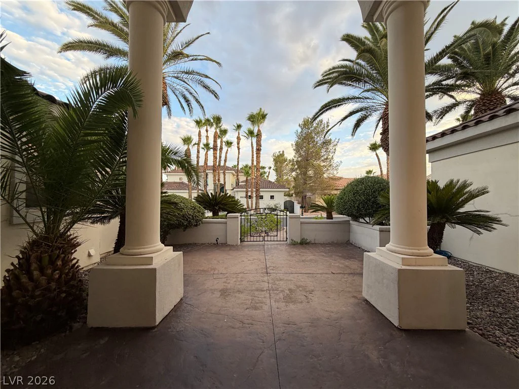 8604 Titleist, Las Vegas, NV 89117