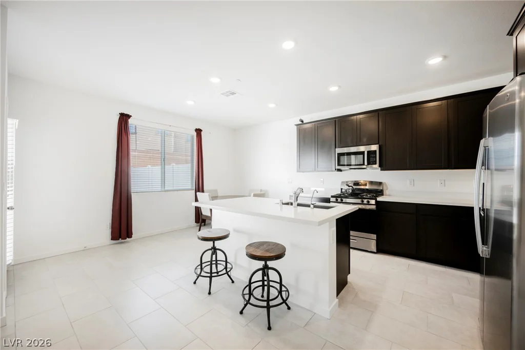 1048 Gabriela Ridge, Henderson, NV 89002