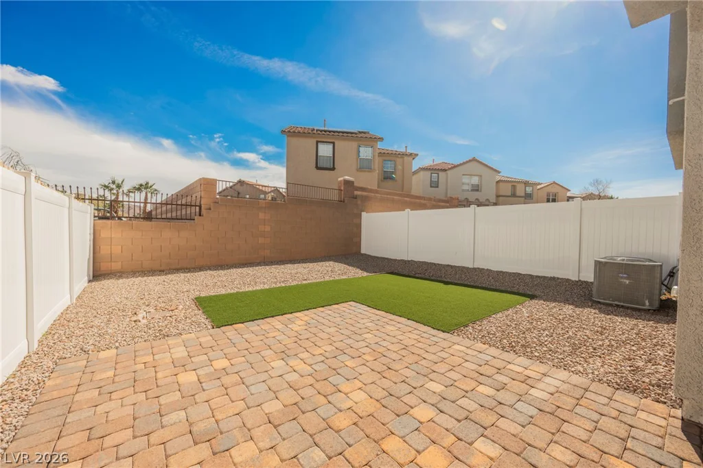 1048 Gabriela Ridge, Henderson, NV 89002