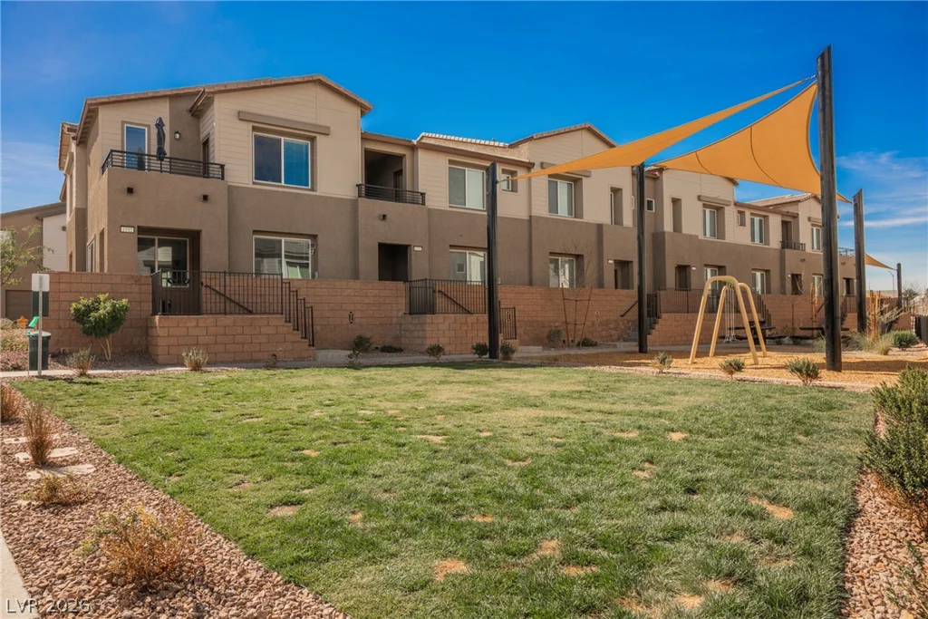 1048 Gabriela Ridge, Henderson, NV 89002