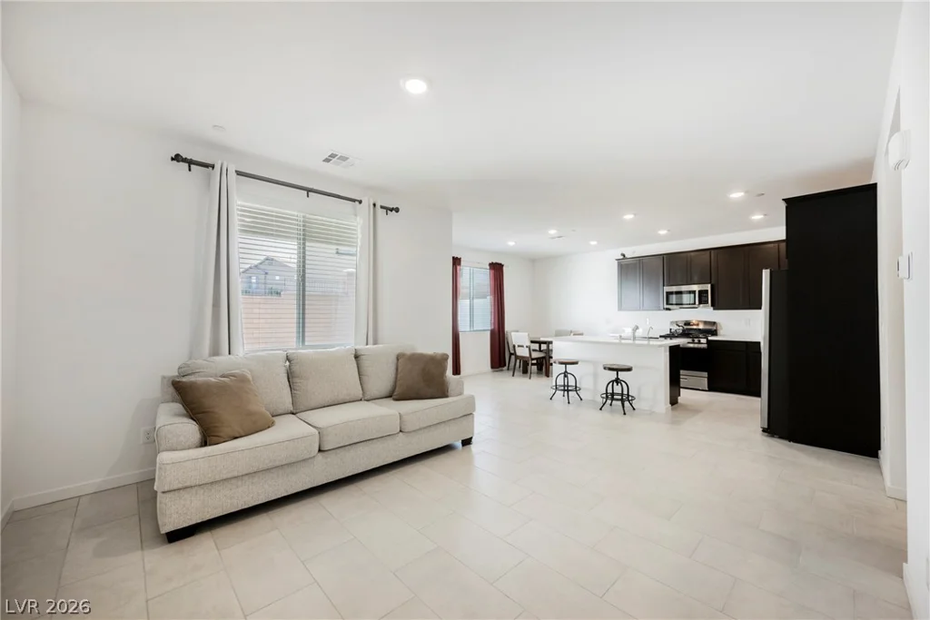 1048 Gabriela Ridge, Henderson, NV 89002