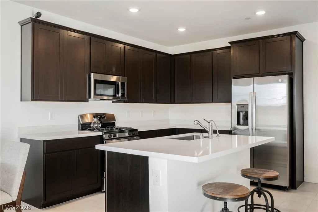 1048 Gabriela Ridge, Henderson, NV 89002