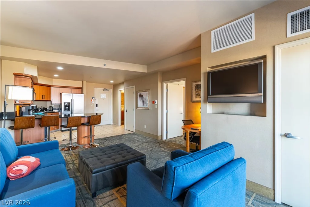 211 Flamingo, Las Vegas, NV 89169