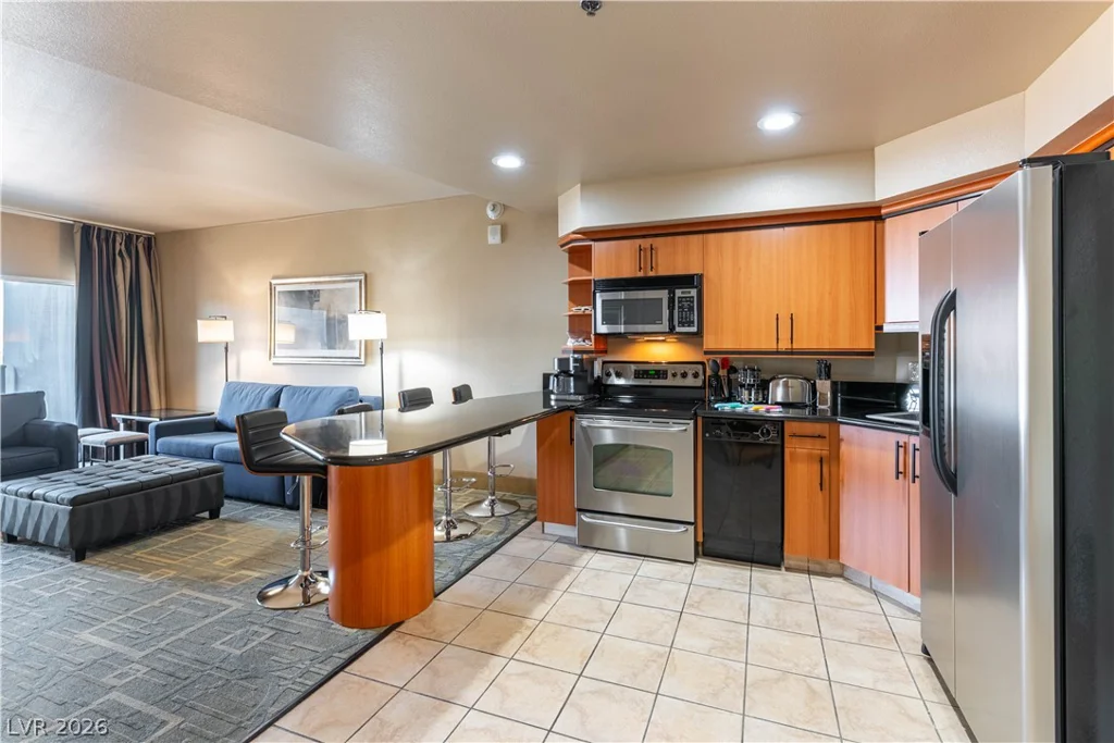 211 Flamingo, Las Vegas, NV 89169