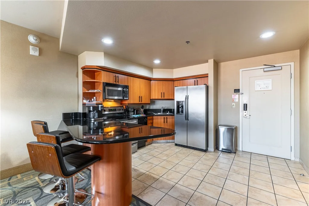 211 Flamingo, Las Vegas, NV 89169