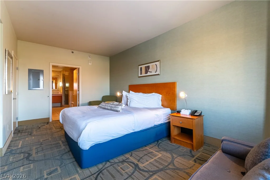 211 Flamingo, Las Vegas, NV 89169