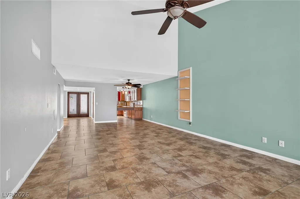 4587 Madreperla, Las Vegas, NV 89121