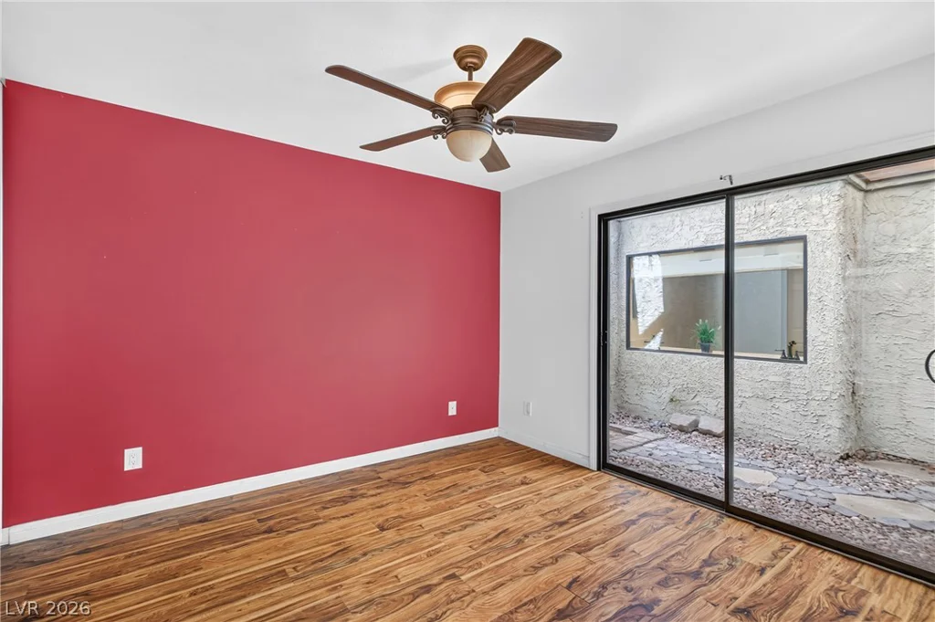 4587 Madreperla, Las Vegas, NV 89121