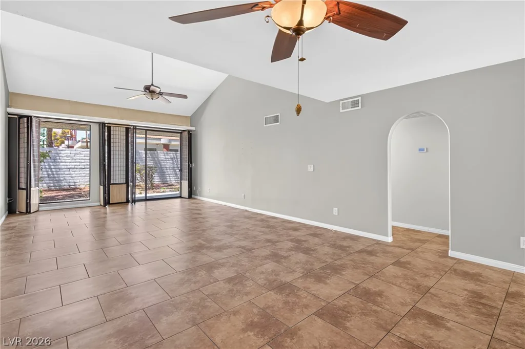 4587 Madreperla, Las Vegas, NV 89121