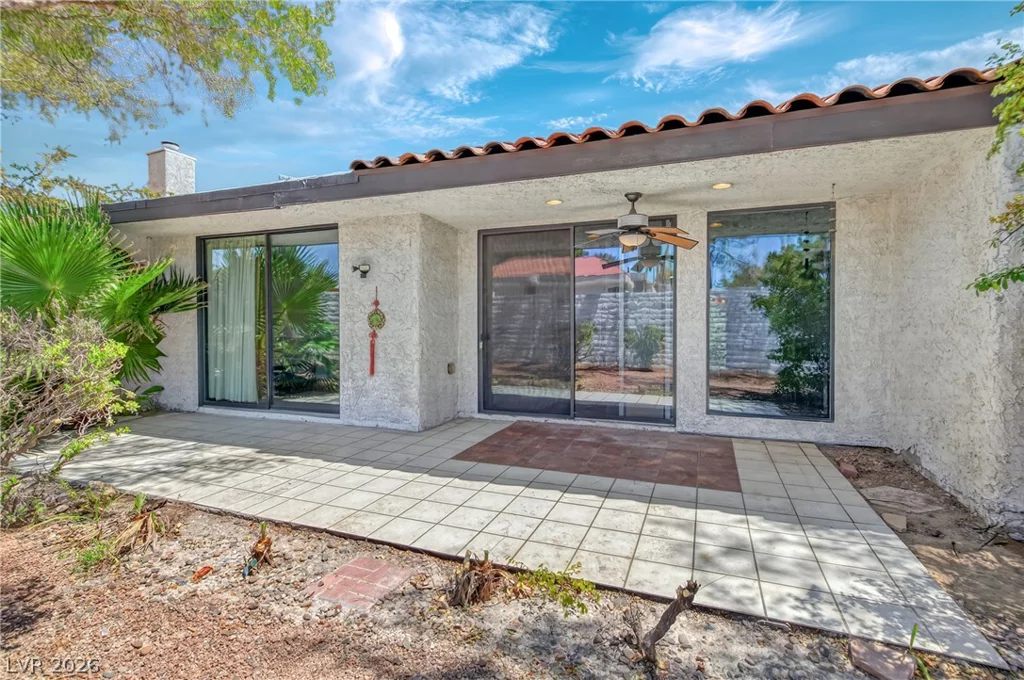 4587 Madreperla, Las Vegas, NV 89121