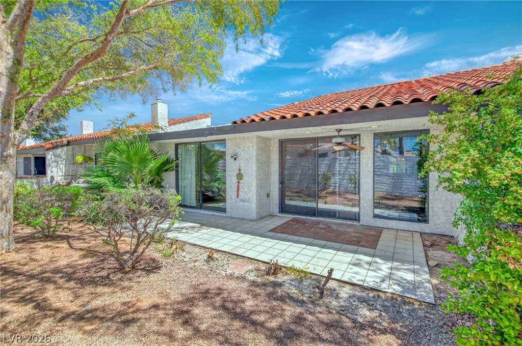 4587 Madreperla, Las Vegas, NV 89121