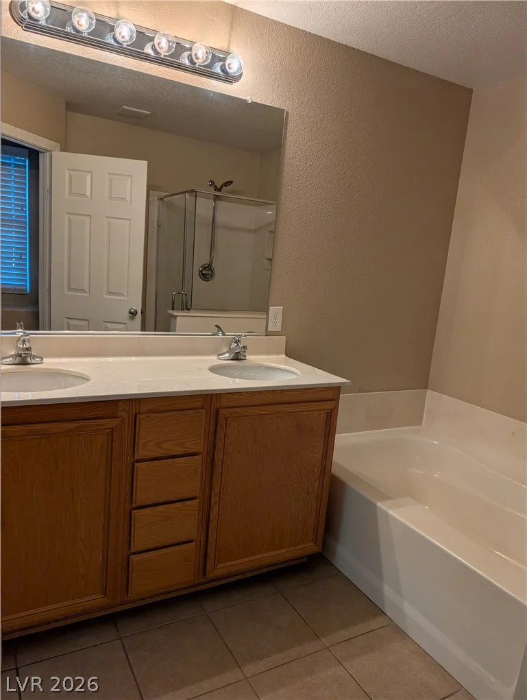 10734 Old Ironsides, Las Vegas, NV 89166
