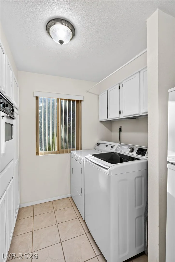 750 Royal Crest, Las Vegas, NV 89169