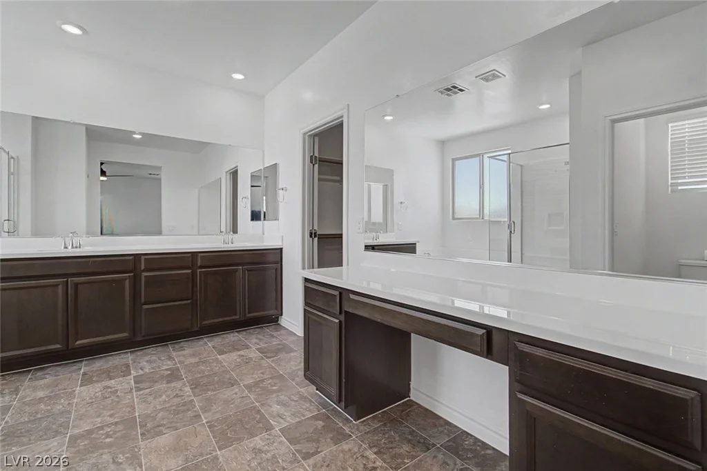 1013 Cliff Castle, North Las Vegas, NV 89081