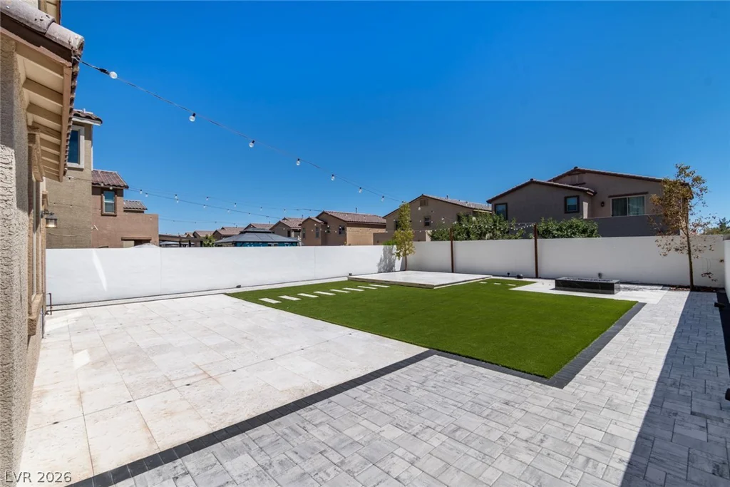 1013 Cliff Castle, North Las Vegas, NV 89081